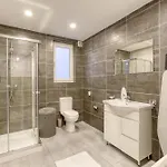 A Beautiful, Designer 3br In St Julians By 360 Estates Apartament