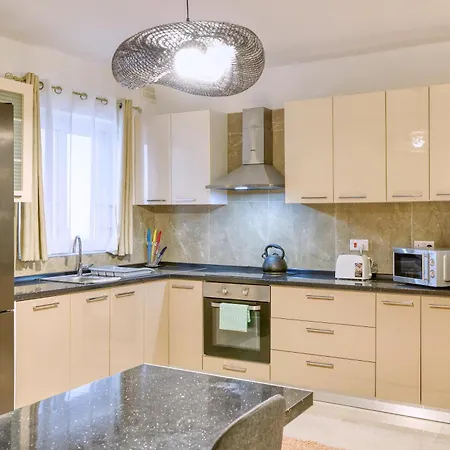 A Beautiful, Designer 3br In St Julians By 360 Estates Apartment San Ġiljan