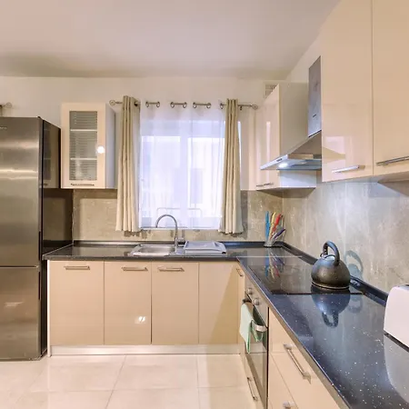 A Beautiful, Designer 3br In St Julians By 360 Estates * San Ġiljan