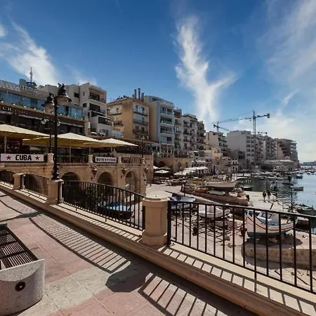 Апартаменты A Beautiful, Designer 3br In St Julians By 360 Estates